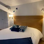 Le Clos Pastel D'hotes Et Son - Adultes Only Virac