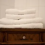 Le Clos Pastel D'hôtes Et Son - Adultes Only Alojamento de Acomodação e Pequeno-almoço 4*