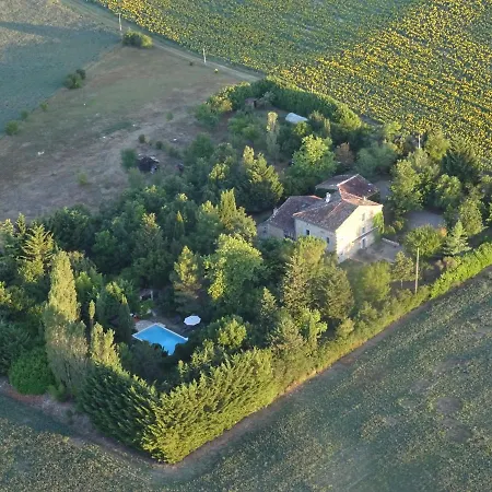 Le Clos Pastel D'hôtes Et Son - Adultes Only Couette-café Virac