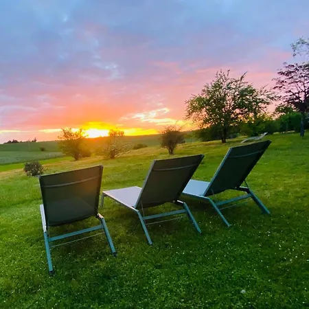 Bed & Breakfast Le Clos Pastel D'hotes & Virac