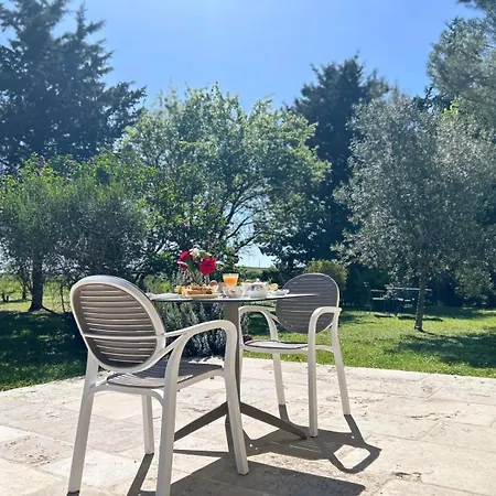 Couette-café Le Clos Pastel D'hôtes Et Son - Adultes Only Virac