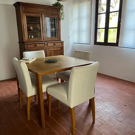 Couette-café Le Clos Pastel D'hôtes Et Son - Adultes Only Virac