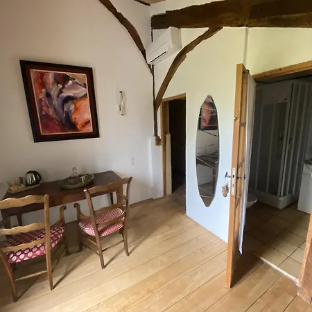 Bed & Breakfast Le Clos Pastel D'hotes Et Son - Adultes Only 4*